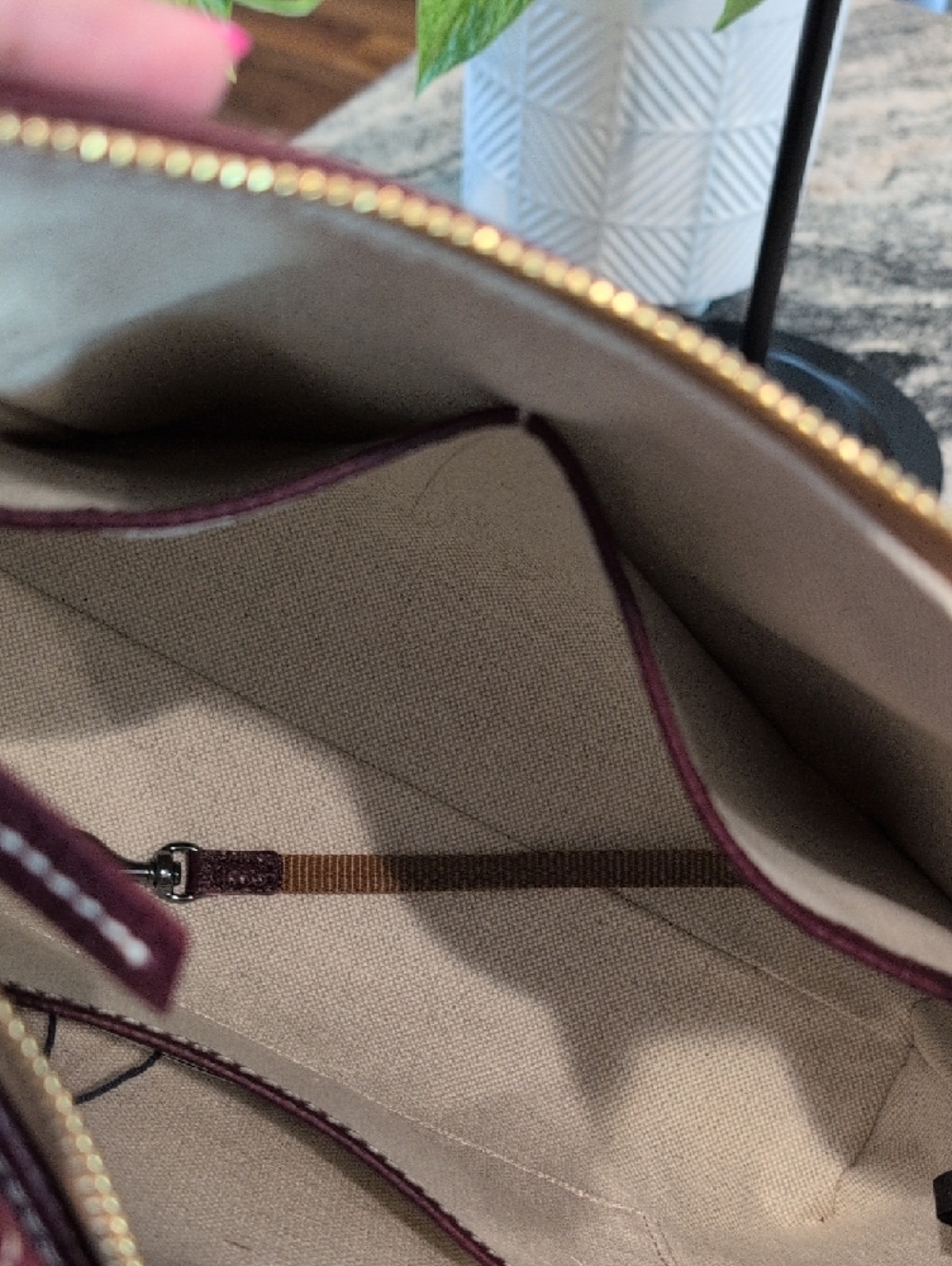 Dooney & Bourke Burgundy Pebble Leather Shoulder Bag w/Matching Wallet - Picture 7 of 16